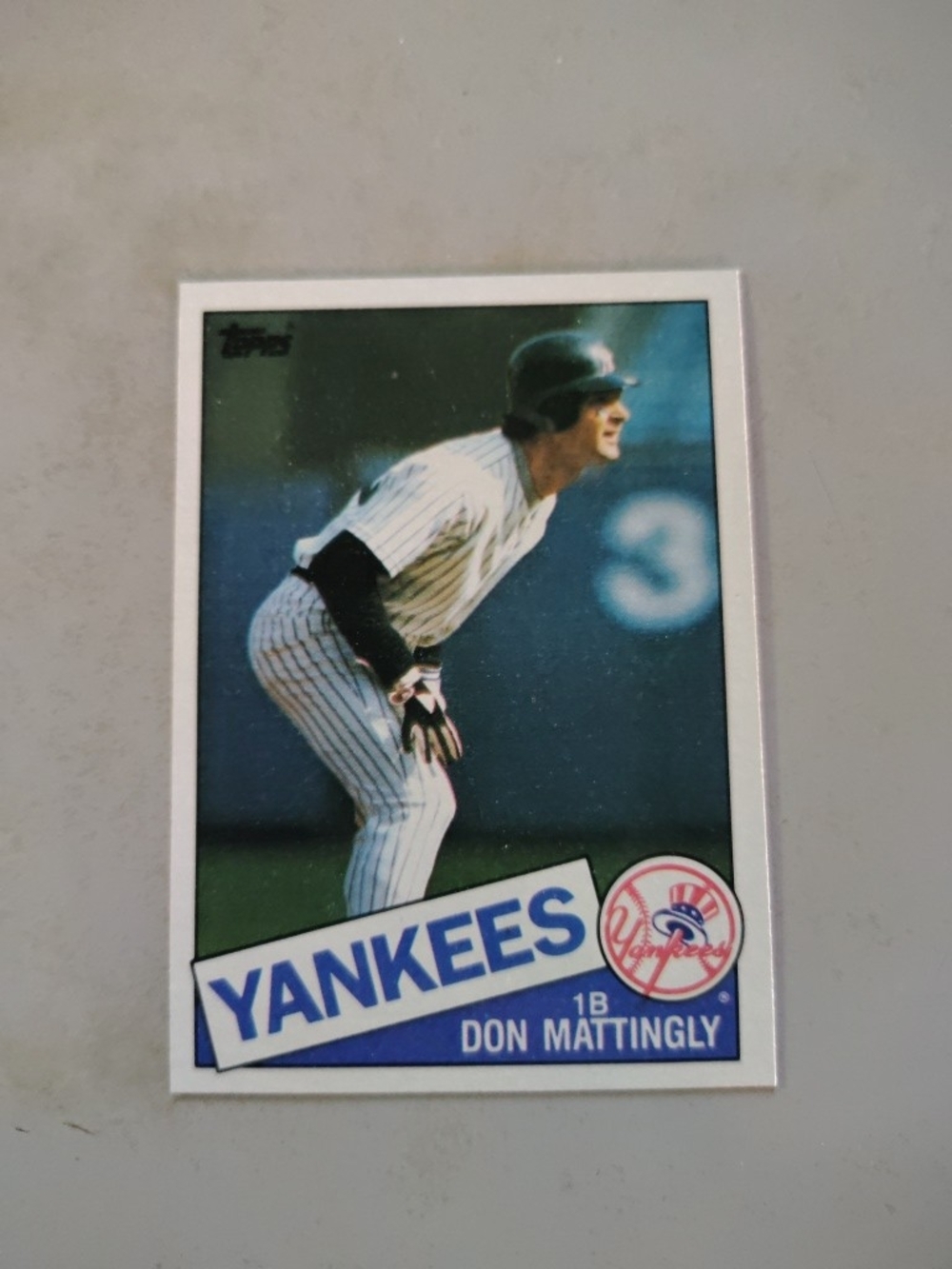 Don Mattingly 1985 Topps Baseball Card #665 New York Yankees Baseball Card